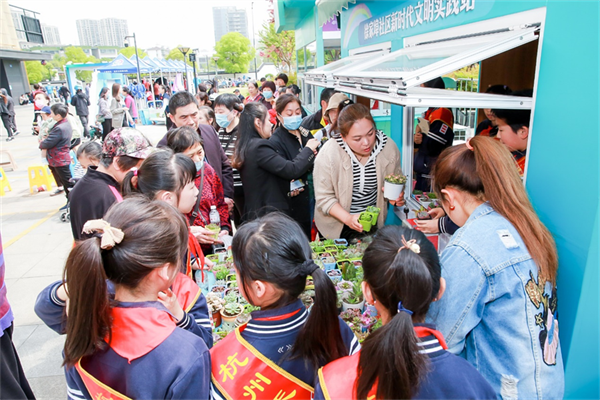 hangzhou residents get ready for asian games