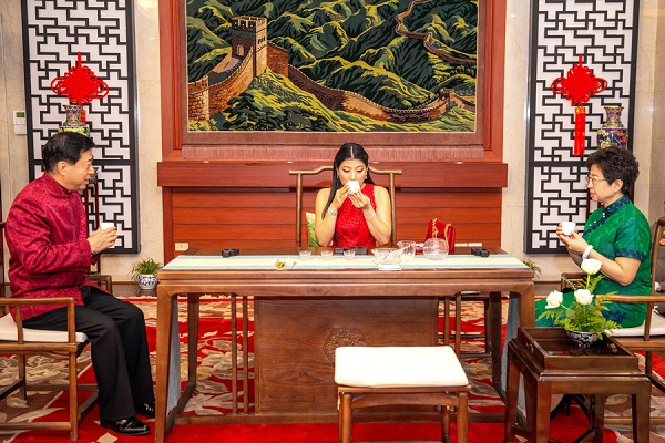 thai princess takes in chinese tea culture