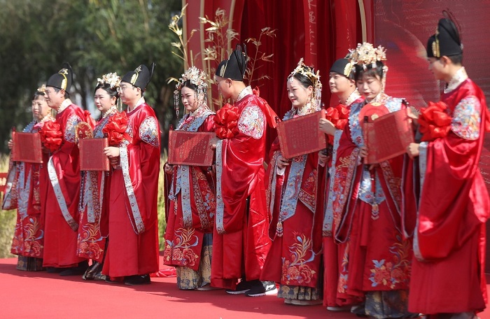 collective wedding and call for wedding customs reform in hangzhou