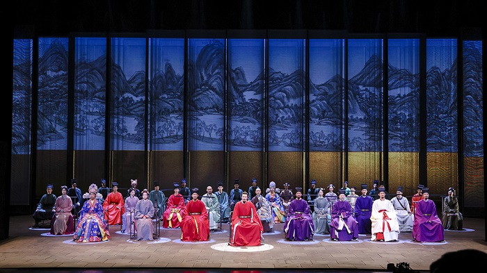 original play on hangzhou ancient mayor premieres in beijing