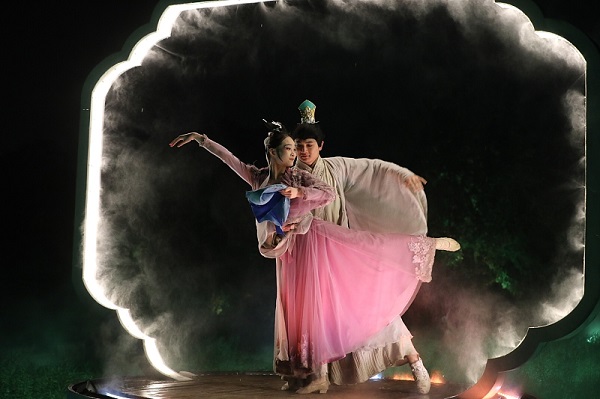 brand-new artistic performance highlights rich culture of hangzhou