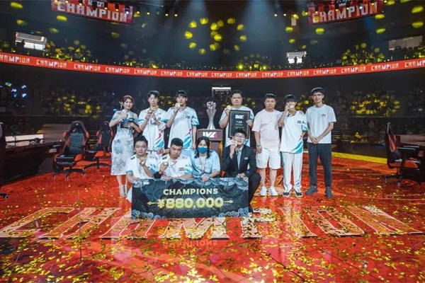 hangzhou e-sports center hosts first large-scale ticket selling event