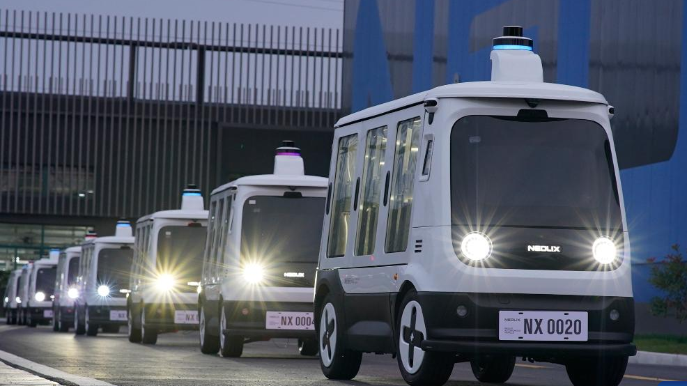 driverless delivery vehicles sweep 2023 'double 11' shopping festival